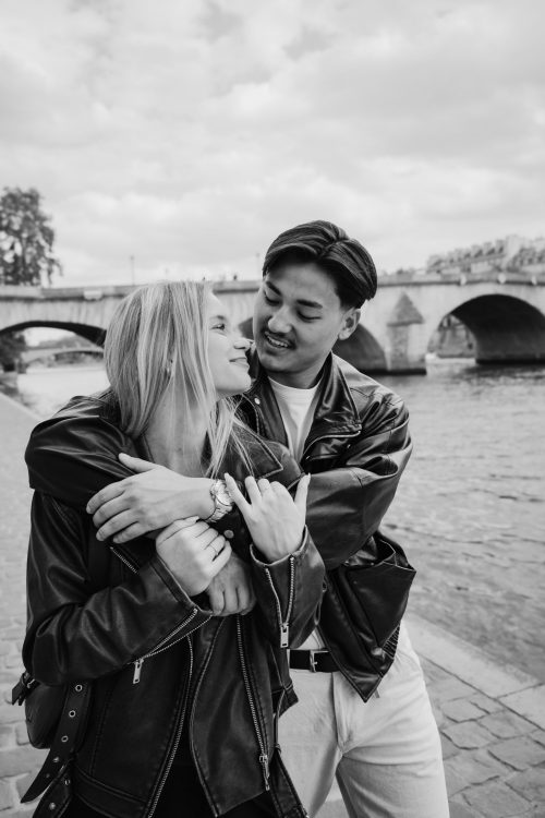 photo-couple-paris